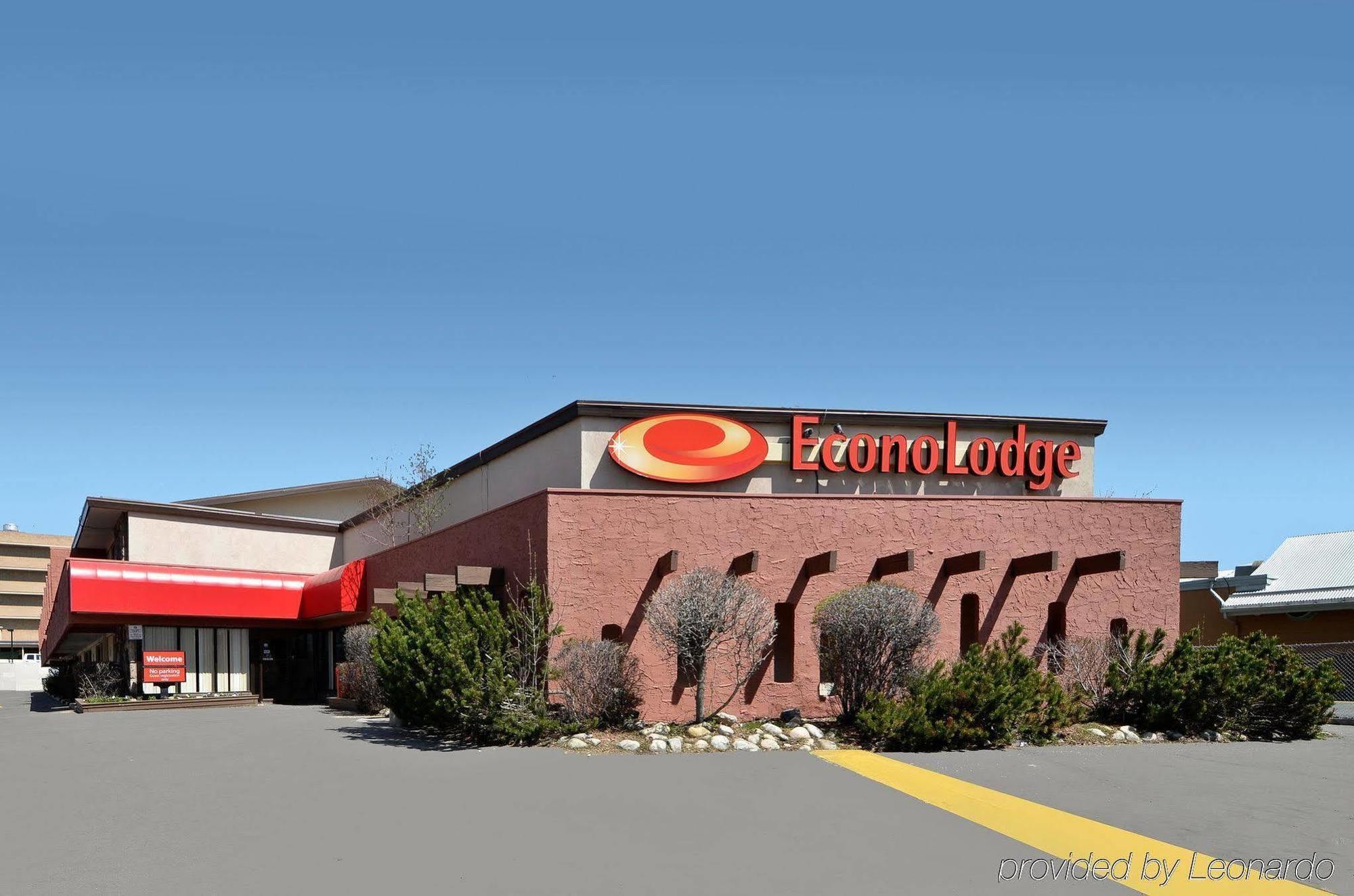Econo Lodge Motel Village YYC Exterior foto
